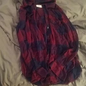 Super cute burgundy and navy button down top